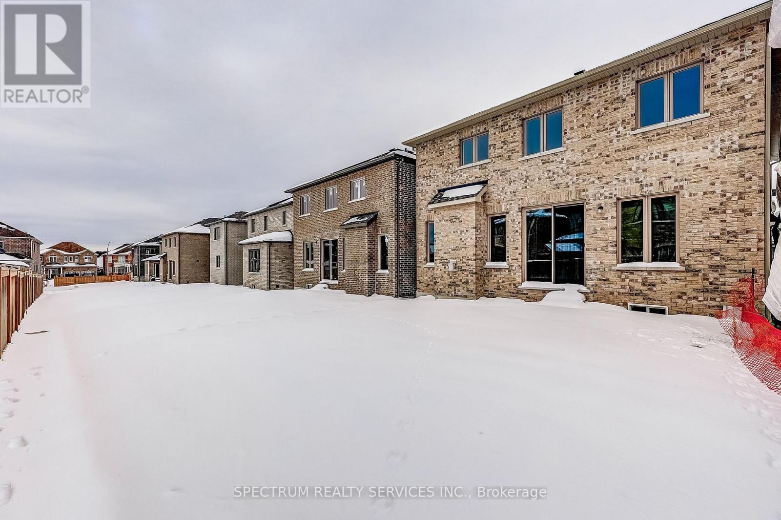 27 Rogerson Street E, Clarington (Newcastle), Ontario  L1B 0W4 - Photo 47 - E12802308