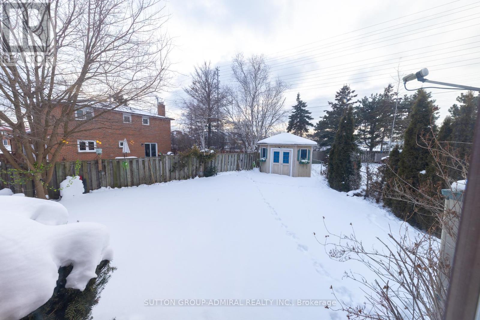 15 Miles Court, Richmond Hill, Ontario  L4C 5P7 - Photo 43 - N12767364