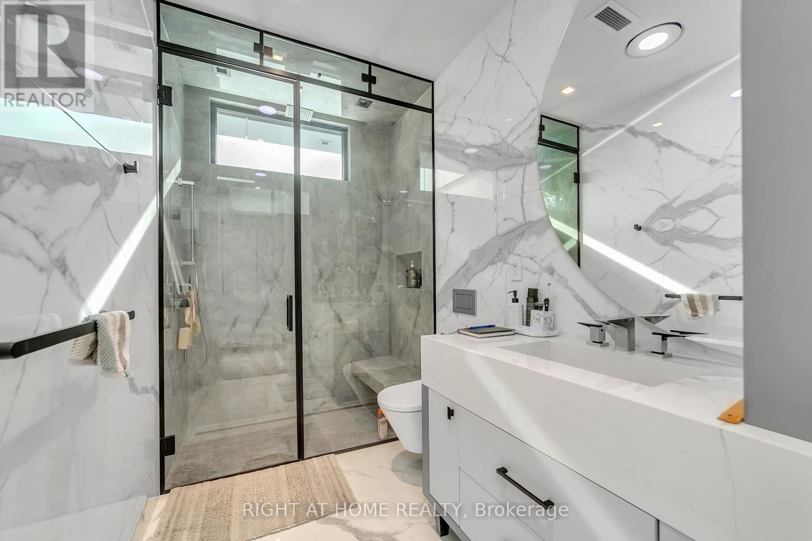 36 Fairway Heights Drive, Markham, Ontario  L3T 3A8 - Photo 37 - N12793530