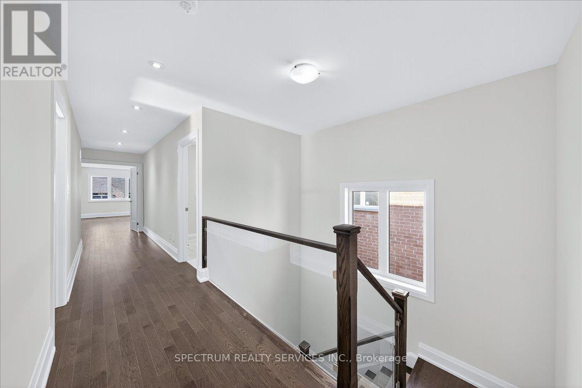 16 Barrow Avenue, Bradford West Gwillimbury (Bradford), Ontario  L3Z 0W1 - Photo 27 - N12802318