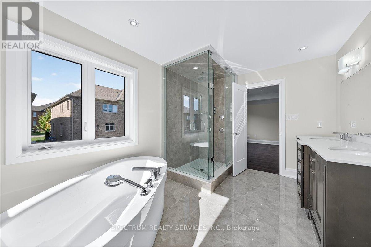 16 Barrow Avenue, Bradford West Gwillimbury (Bradford), Ontario  L3Z 0W1 - Photo 30 - N12802318