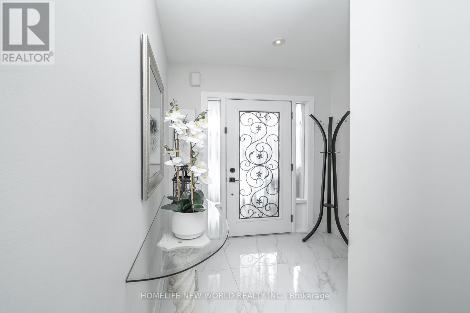 24 Christephen Crescent, Richmond Hill, Ontario  L4S 2S6 - Photo 5 - N12802324