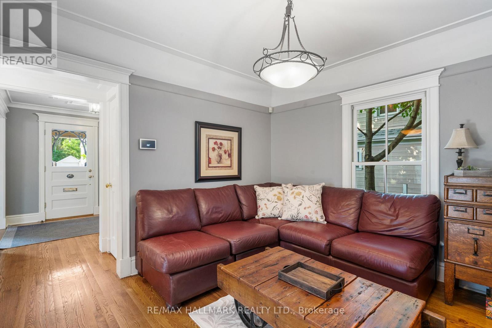 59 Centre Street W, Richmond Hill, Ontario  L4C 3P6 - Photo 12 - N12802400