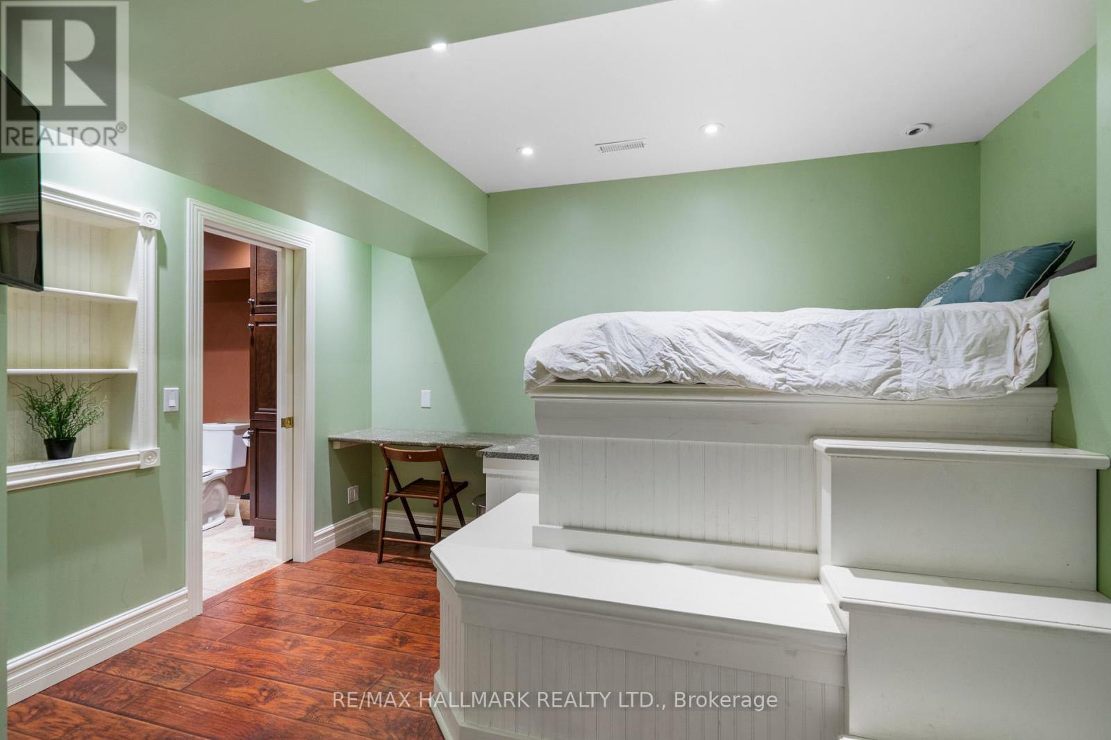 59 Centre Street W, Richmond Hill, Ontario  L4C 3P6 - Photo 36 - N12802400