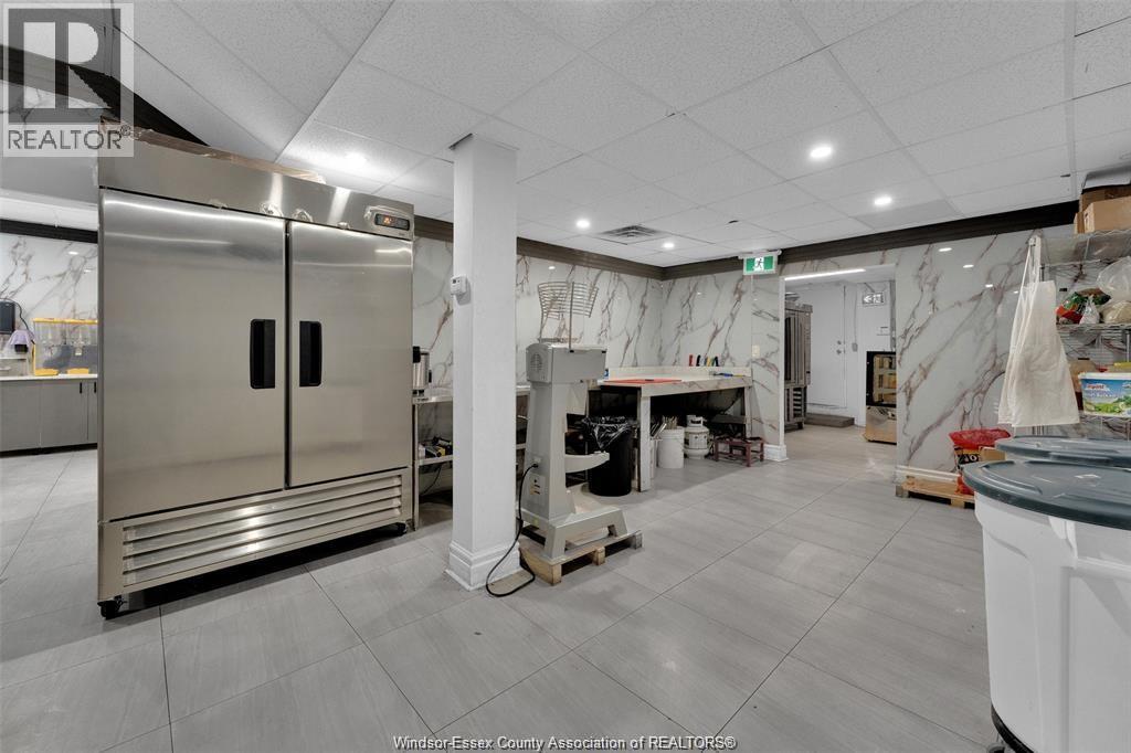 4781 Wyandotte Street East, Windsor, Ontario  N8Y 1H8 - Photo 17 - 26003562