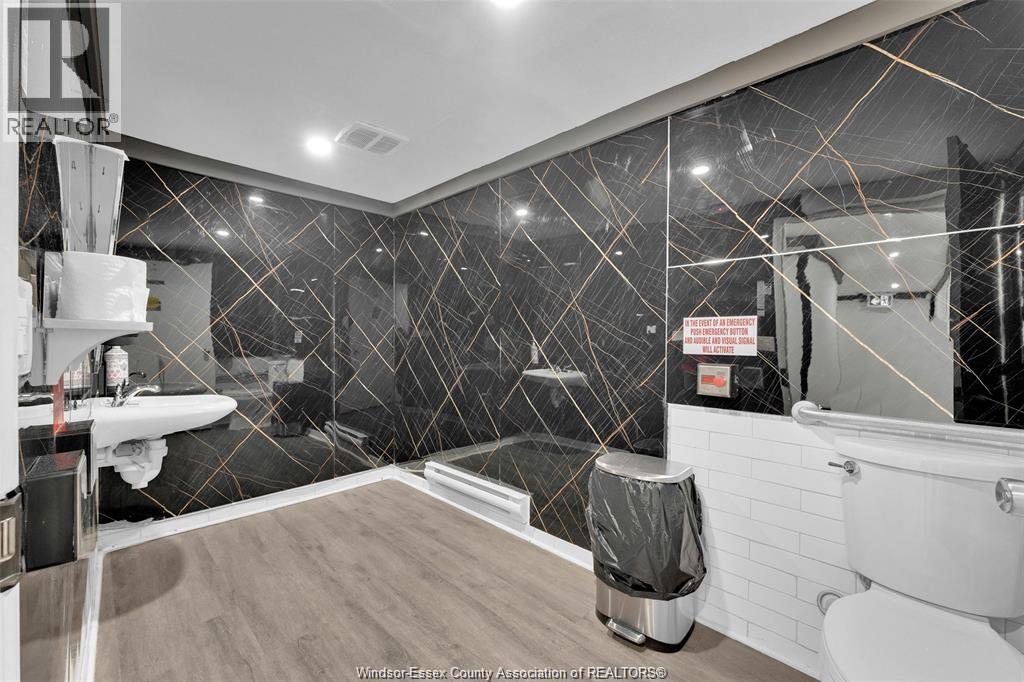 4781 Wyandotte Street East, Windsor, Ontario  N8Y 1H8 - Photo 19 - 26003562