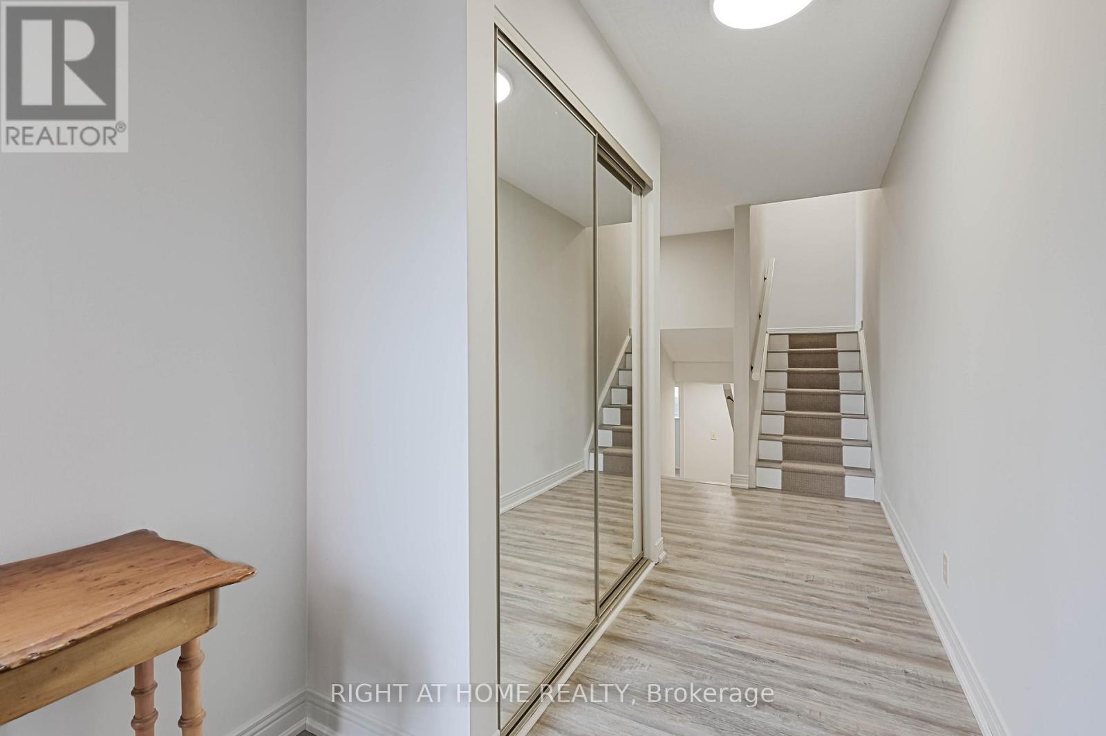 4 - 215 Pine Street, Collingwood, Ontario  L9Y 2P3 - Photo 4 - S12802362