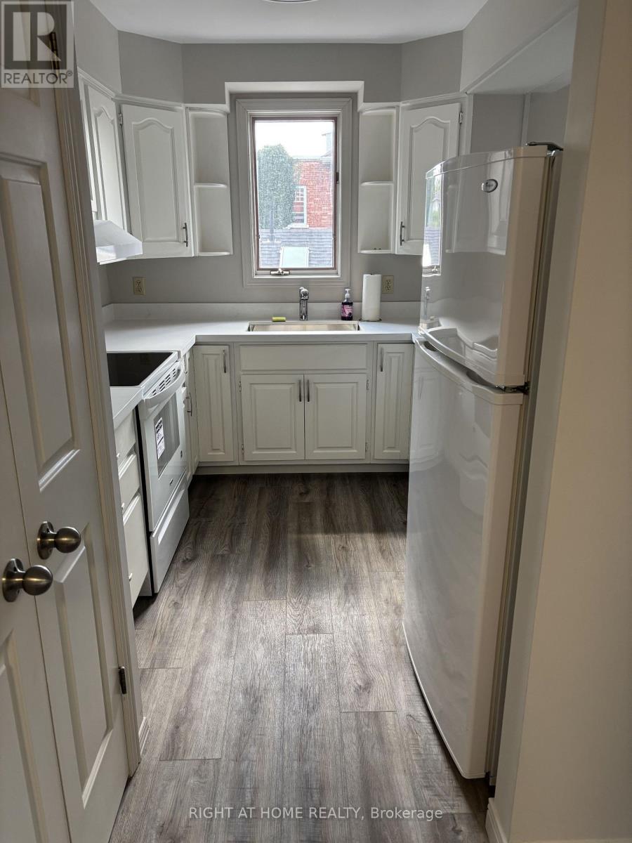 4 - 215 Pine Street, Collingwood, Ontario  L9Y 2P3 - Photo 5 - S12802362