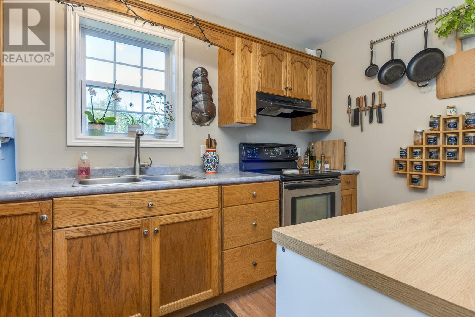 202 Mill Lake Road, Hubbards, Nova Scotia  B0J 1T0 - Photo 32 - 202524283