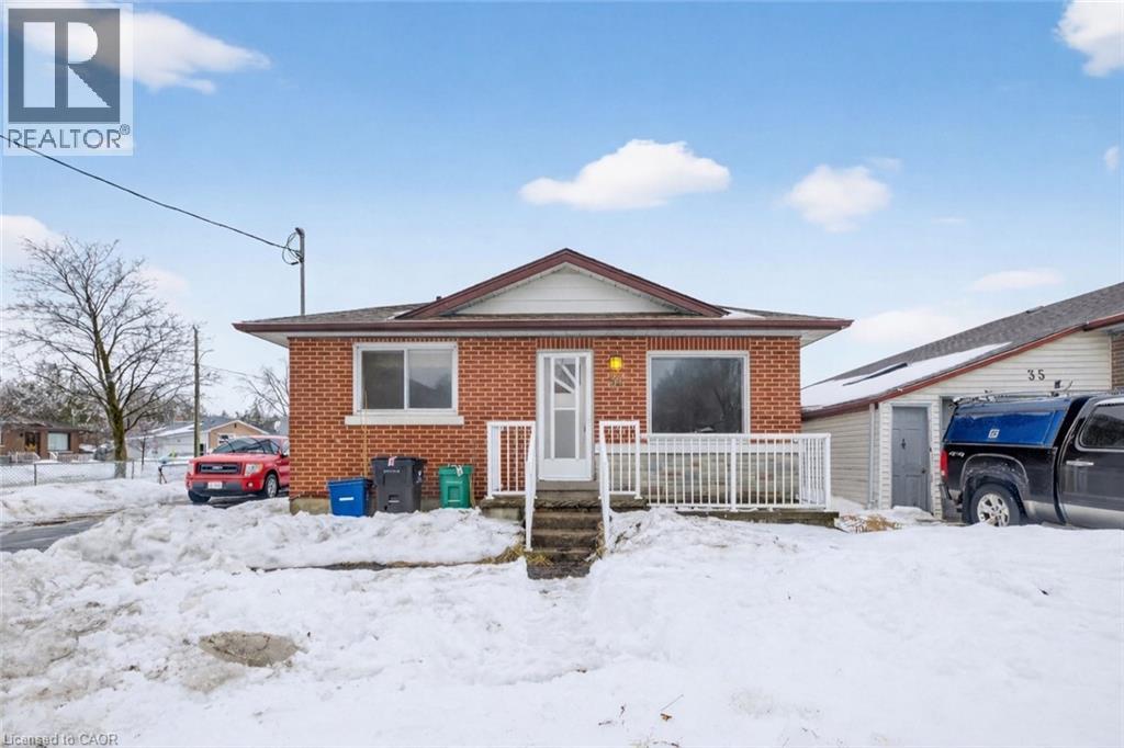 31 Hoffman Street, Kitchener, Ontario  N2M 3M8 - Photo 3 - 40806260