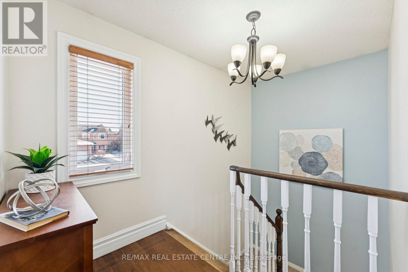 14 Glenmanor Drive, Brampton (Heart Lake West), Ontario  L6Z 3Z4 - Photo 23 - W12802328