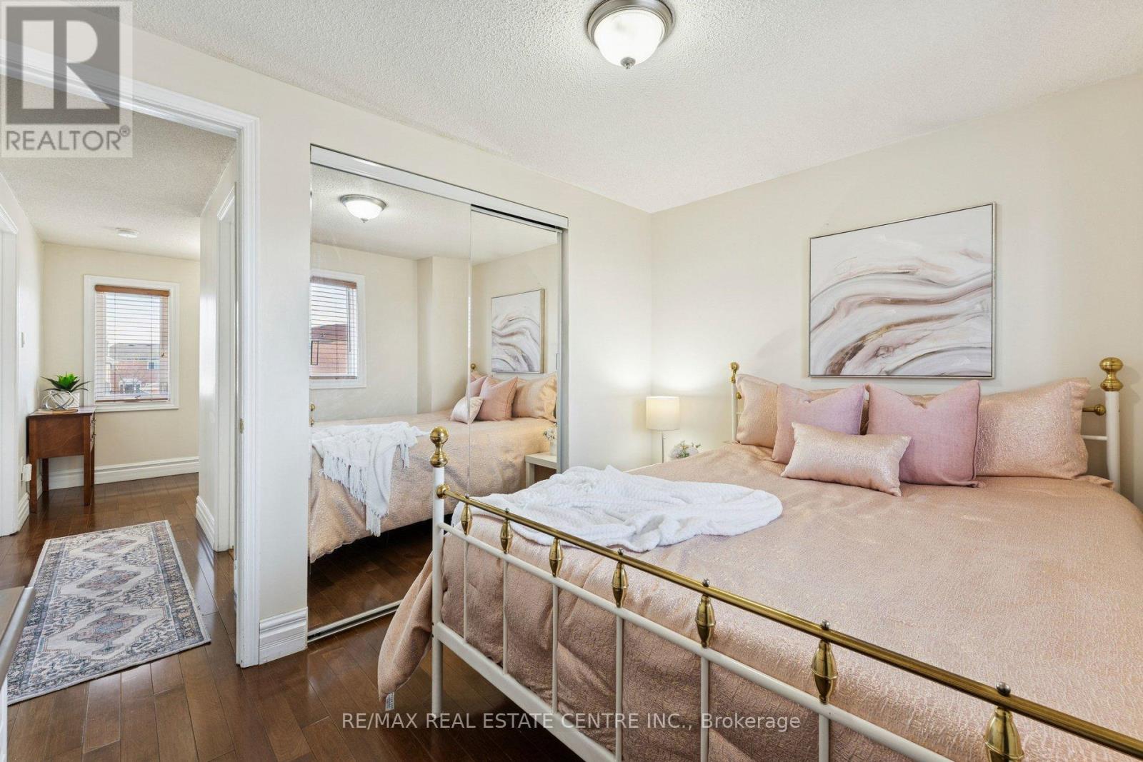 14 Glenmanor Drive, Brampton (Heart Lake West), Ontario  L6Z 3Z4 - Photo 25 - W12802328