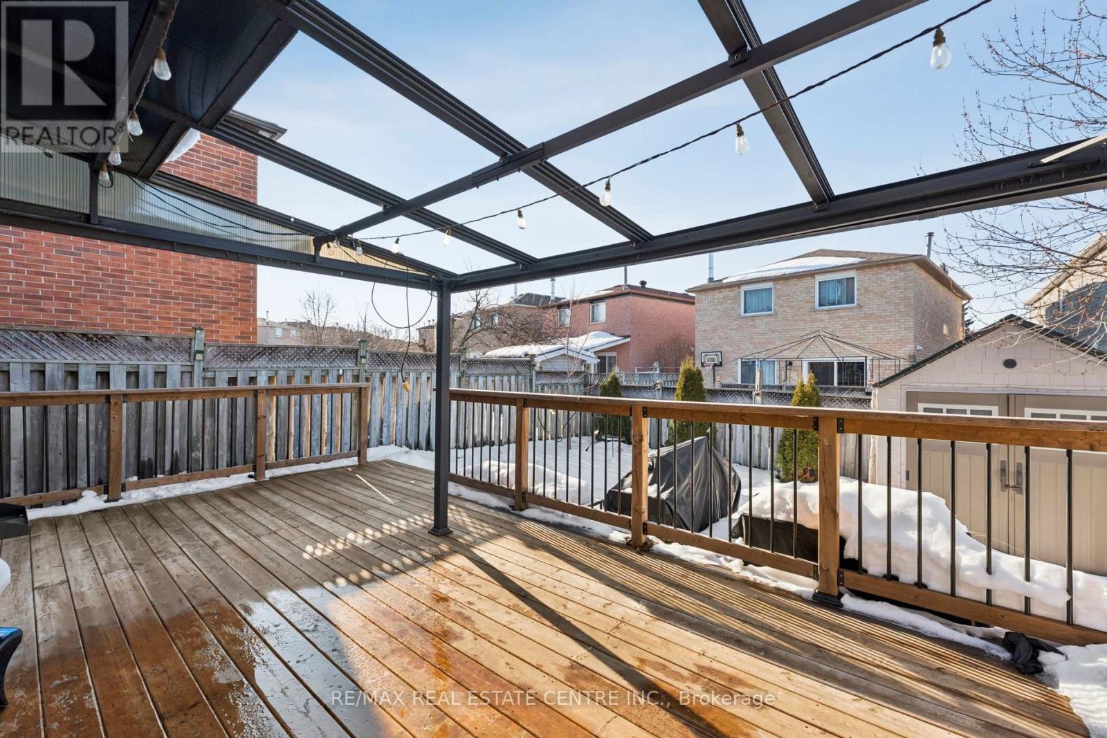 14 Glenmanor Drive, Brampton (Heart Lake West), Ontario  L6Z 3Z4 - Photo 41 - W12802328