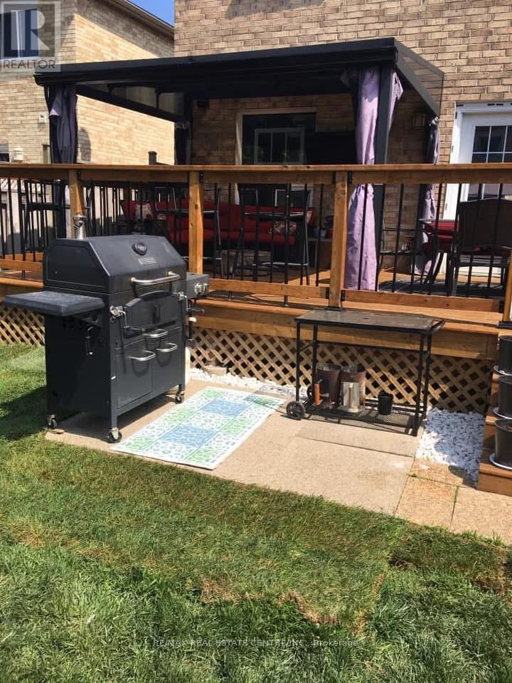 14 Glenmanor Drive, Brampton (Heart Lake West), Ontario  L6Z 3Z4 - Photo 50 - W12802328