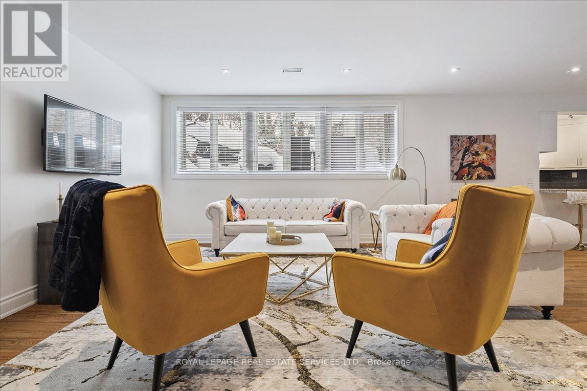 1730 The Pines, Mississauga, Ontario  L5J 4V5 - Photo 34 - W12802370