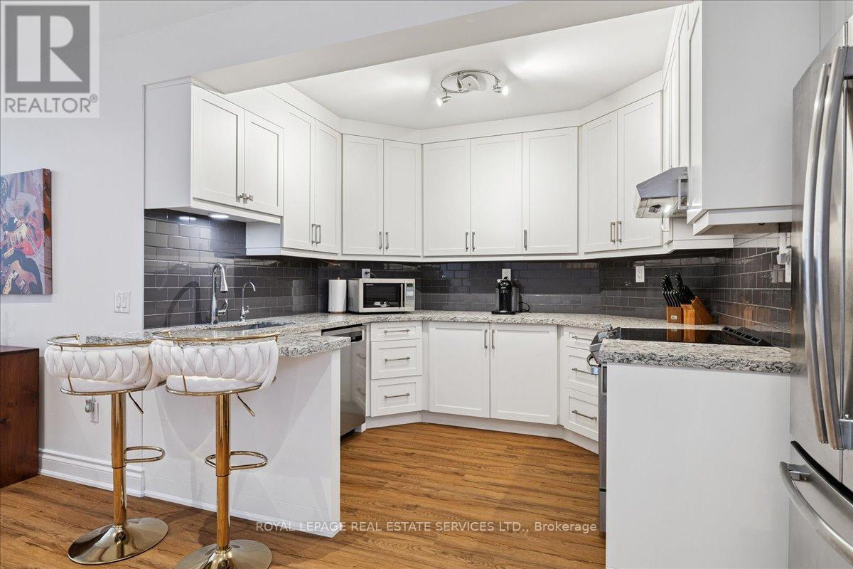 1730 The Pines, Mississauga, Ontario  L5J 4V5 - Photo 37 - W12802370