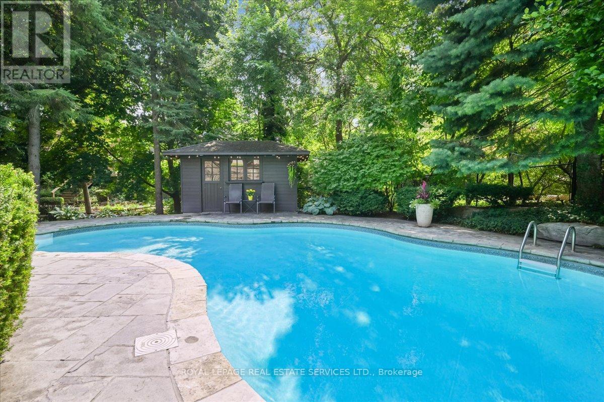 1730 The Pines, Mississauga, Ontario  L5J 4V5 - Photo 46 - W12802370