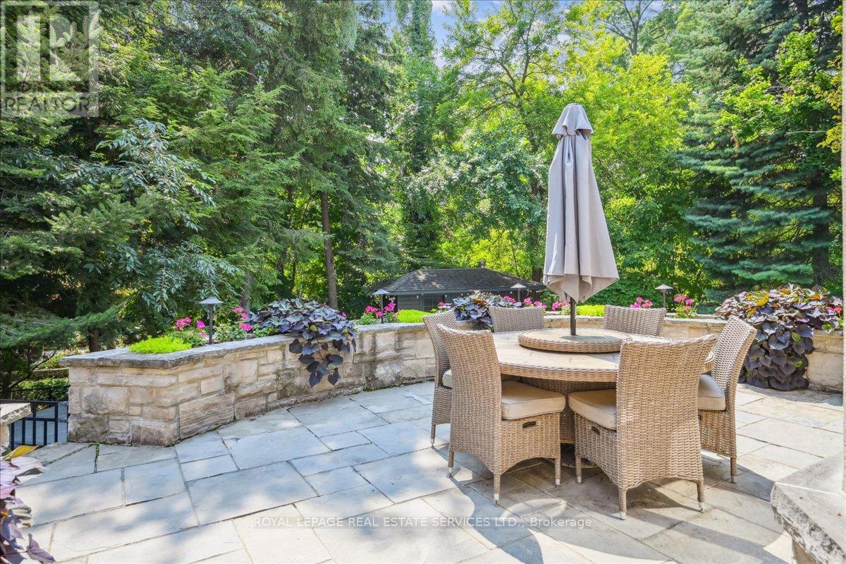 1730 The Pines, Mississauga, Ontario  L5J 4V5 - Photo 48 - W12802370