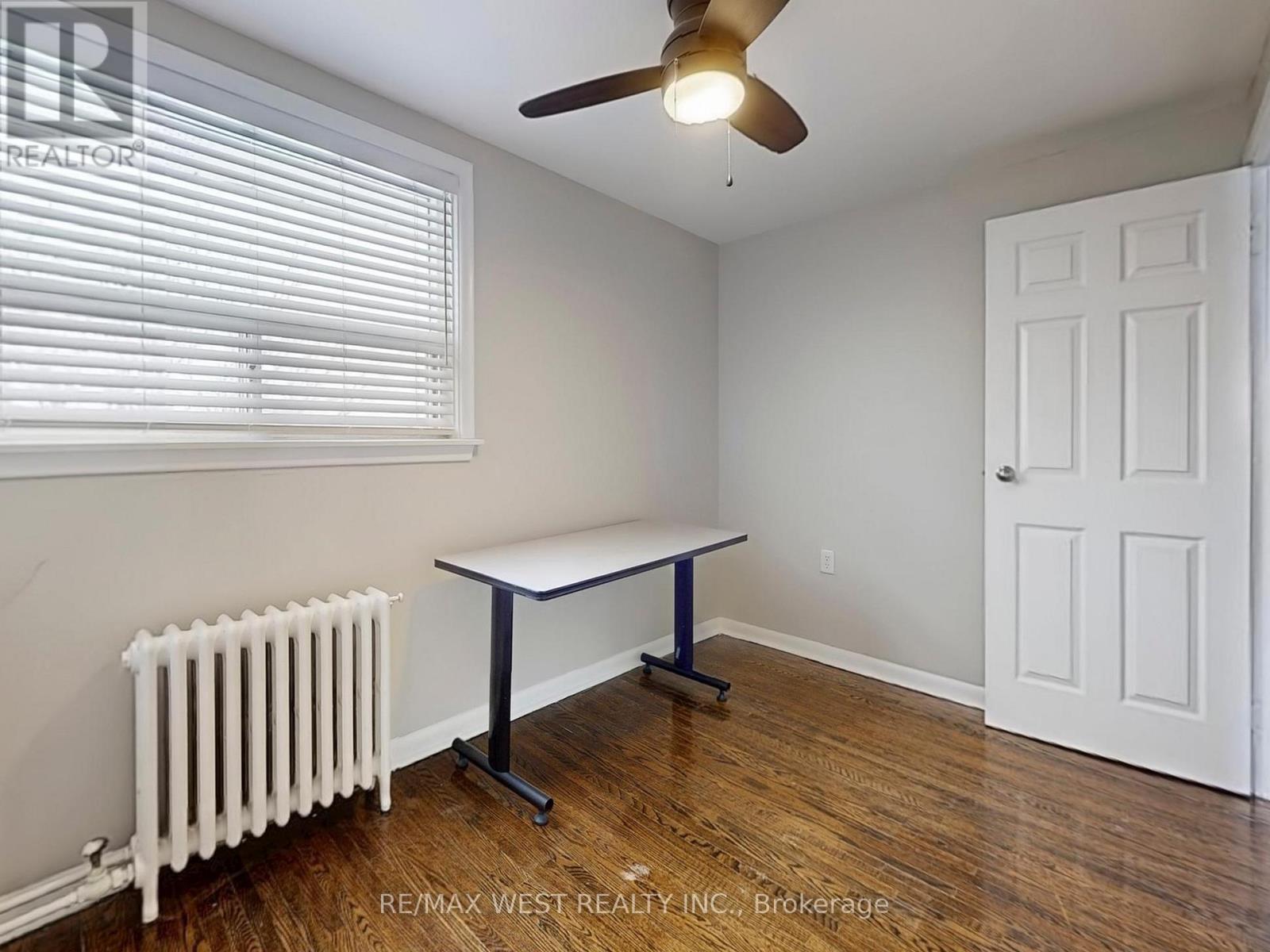 16 Upwood Avenue, Toronto, Ontario  M6L 3A5 - Photo 26 - W12802396