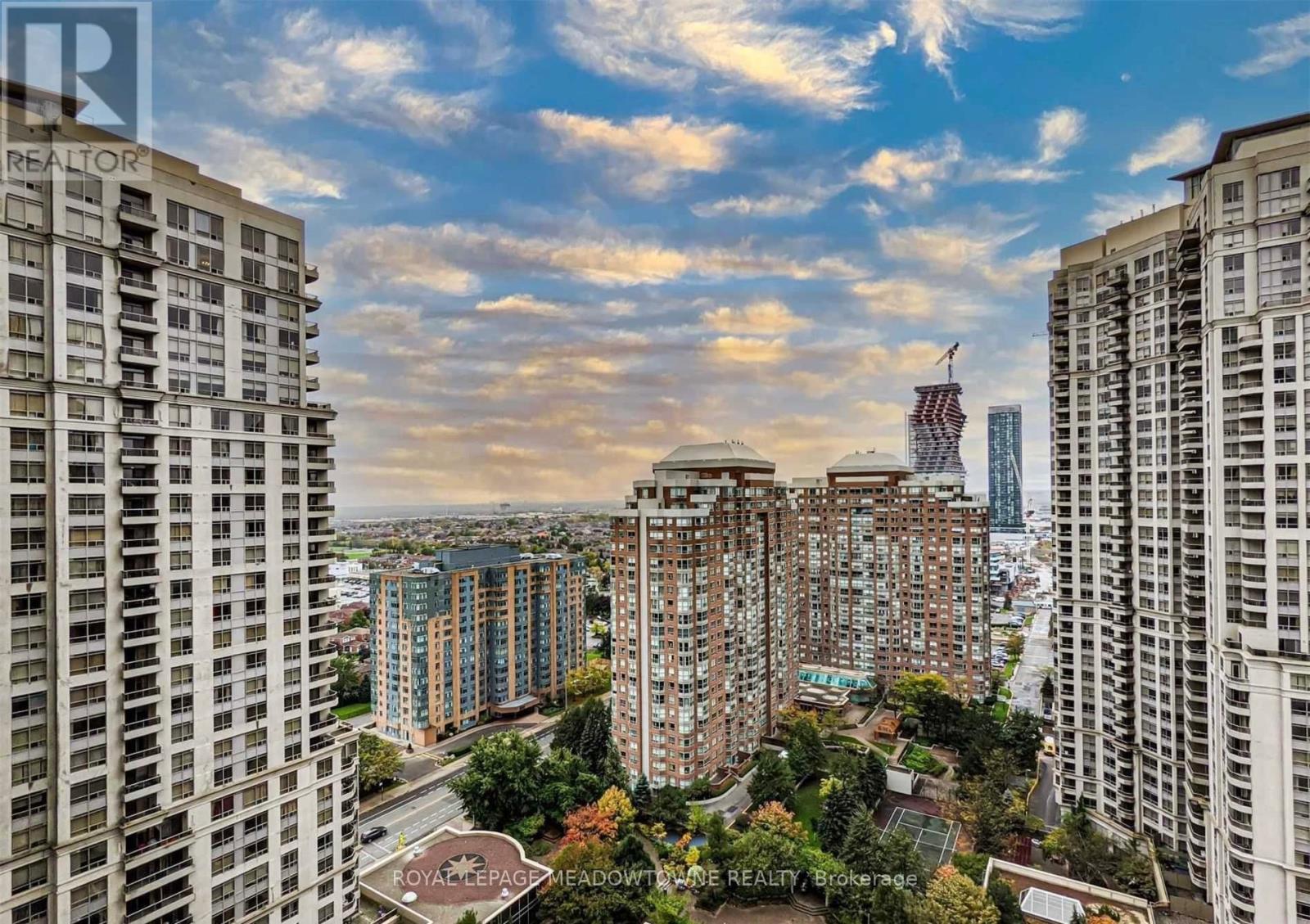 2326 - 3888 Duke Of York Boulevard, Mississauga, Ontario  L5B 4P5 - Photo 14 - W12802426