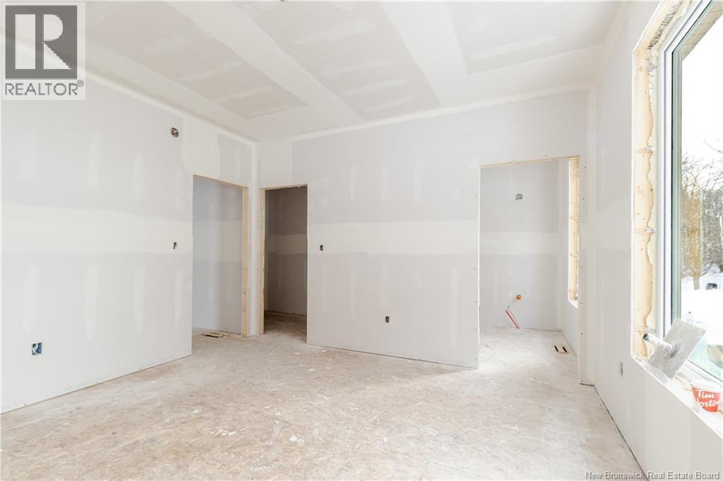 16 Mayflower Street, Fredericton, New Brunswick E3C 1L5 - Photo 10 - NB133855