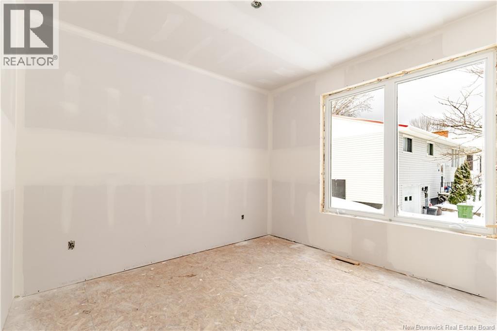 16 Mayflower Street, Fredericton, New Brunswick E3C 1L5 - Photo 12 - NB133855