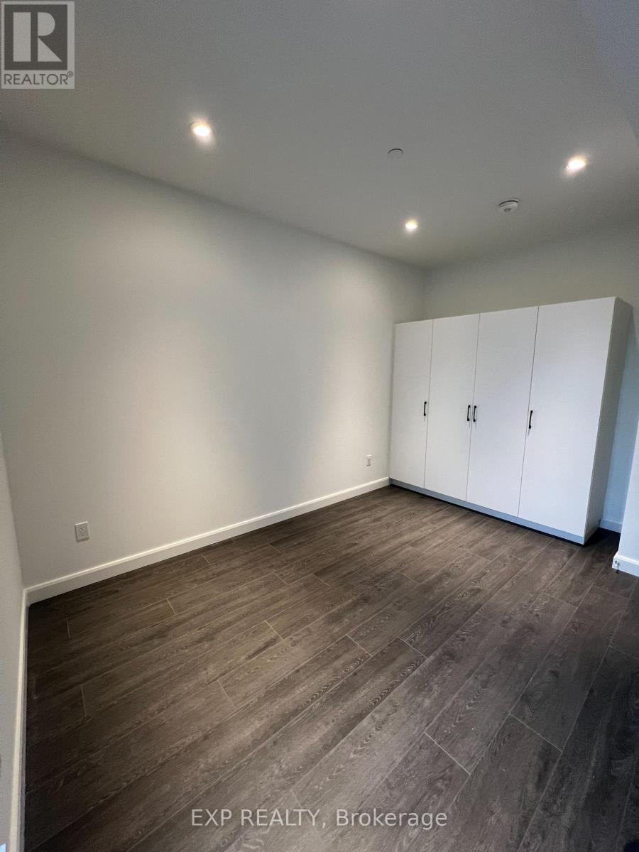 705 - 741 King Street W, Kitchener, Ontario  N2G 1E5 - Photo 12 - X12802284