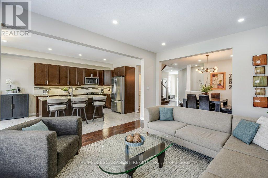 20 Bousfield Court, Hamilton, Ontario  L8B 0T3 - Photo 10 - X12802290