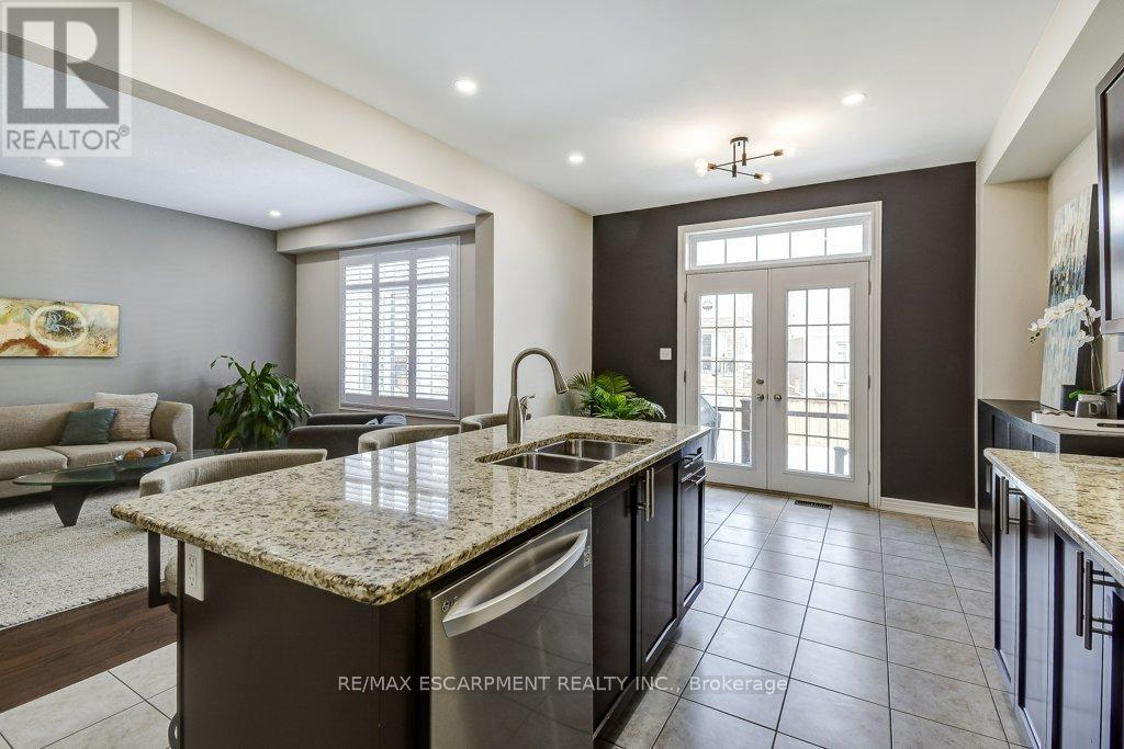 20 Bousfield Court, Hamilton, Ontario  L8B 0T3 - Photo 13 - X12802290