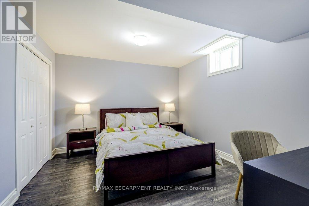 20 Bousfield Court, Hamilton, Ontario  L8B 0T3 - Photo 32 - X12802290