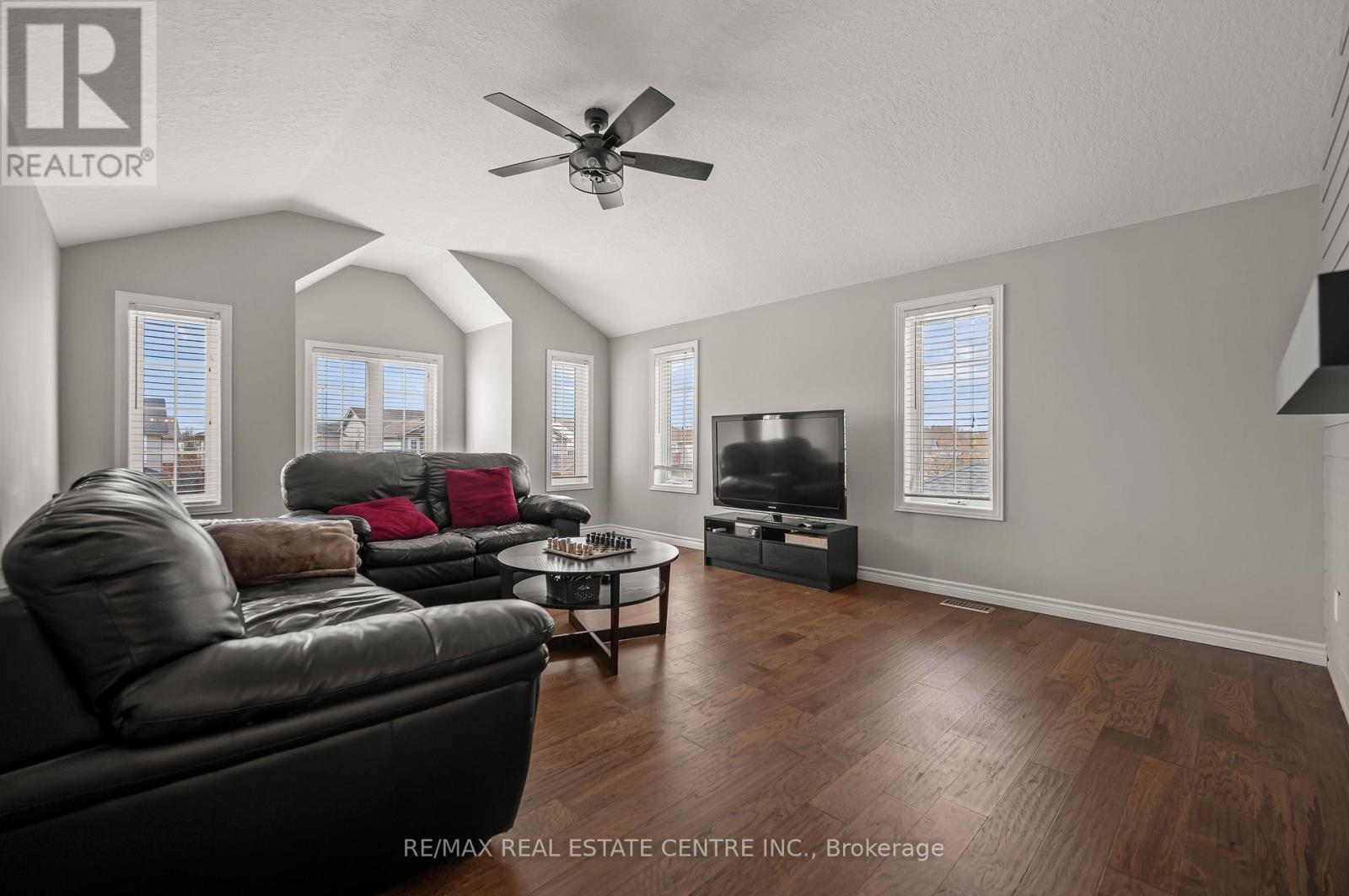 55 Lilywood Drive, Cambridge, Ontario  N1P 1G9 - Photo 16 - X12802366