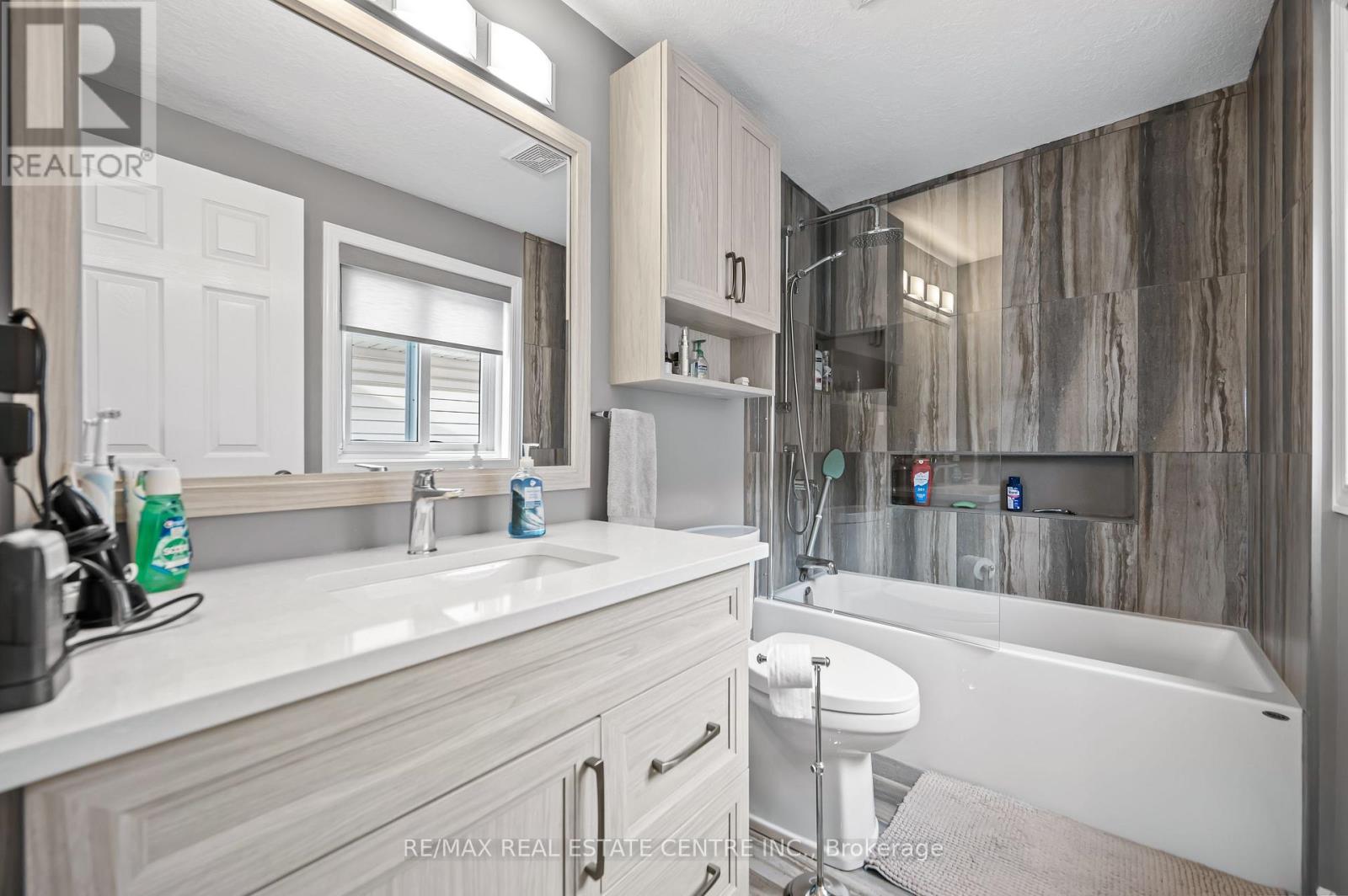 55 Lilywood Drive, Cambridge, Ontario  N1P 1G9 - Photo 20 - X12802366