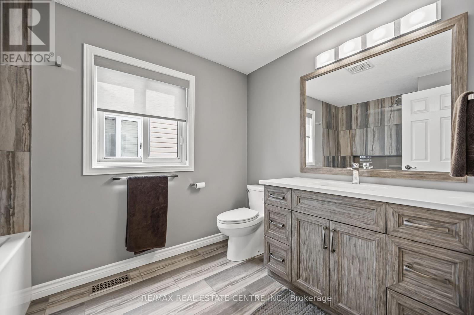 55 Lilywood Drive, Cambridge, Ontario  N1P 1G9 - Photo 24 - X12802366