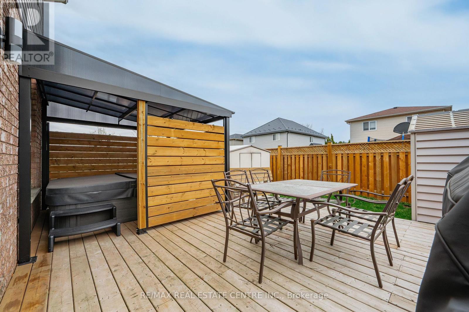 55 Lilywood Drive, Cambridge, Ontario  N1P 1G9 - Photo 33 - X12802366