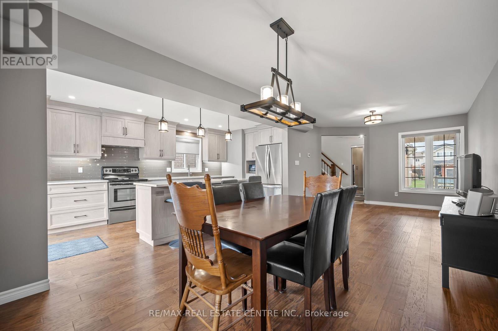 55 Lilywood Drive, Cambridge, Ontario  N1P 1G9 - Photo 7 - X12802366