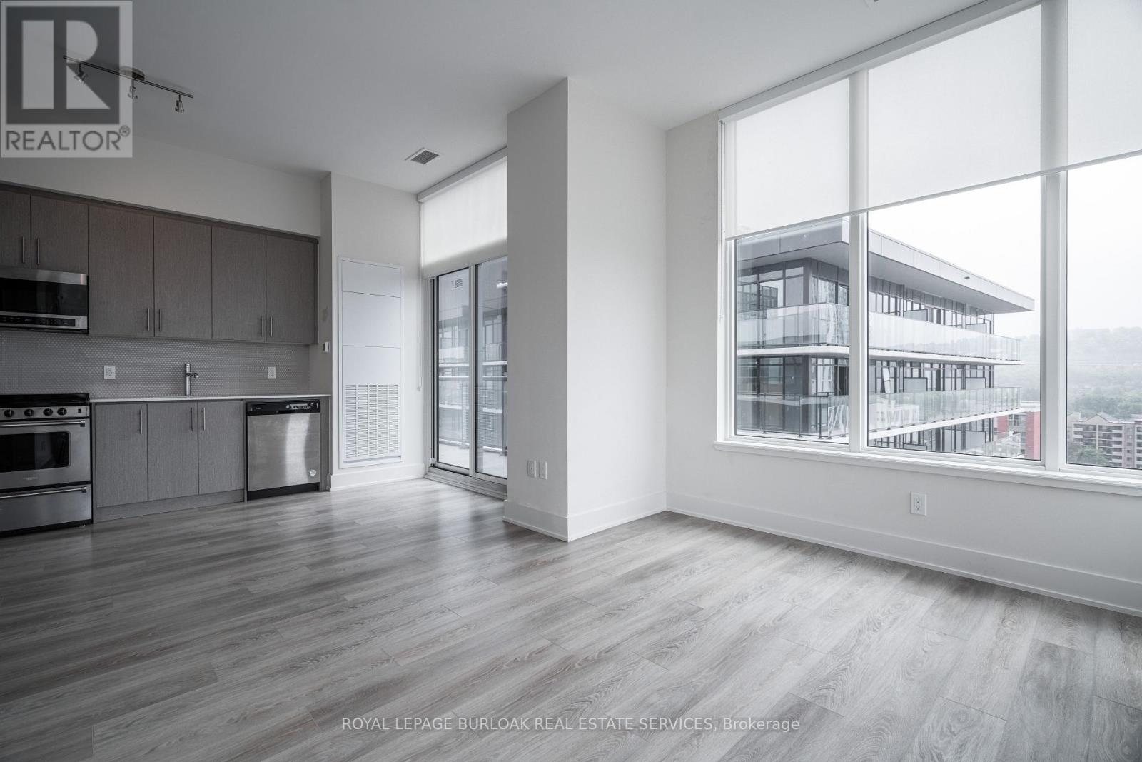 1410 - 212 King William Street, Hamilton, Ontario  L8N 1B5 - Photo 14 - X12802408