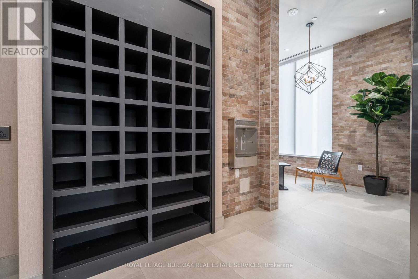 1410 - 212 King William Street, Hamilton, Ontario  L8N 1B5 - Photo 27 - X12802408