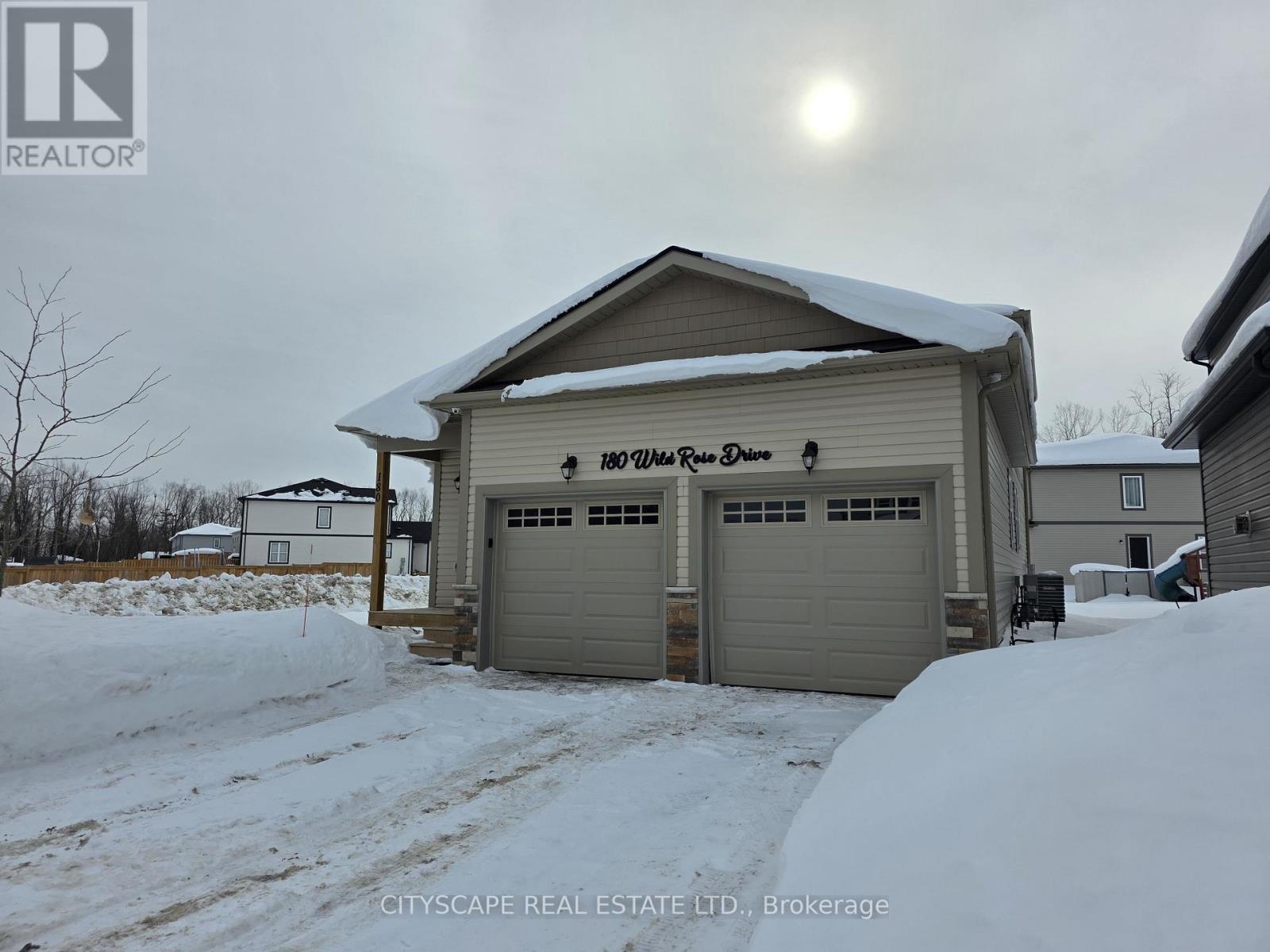 180 Wild Rose Drive, Gravenhurst (Muskoka (S)), Ontario  P1P 0B4 - Photo 3 - X12802418