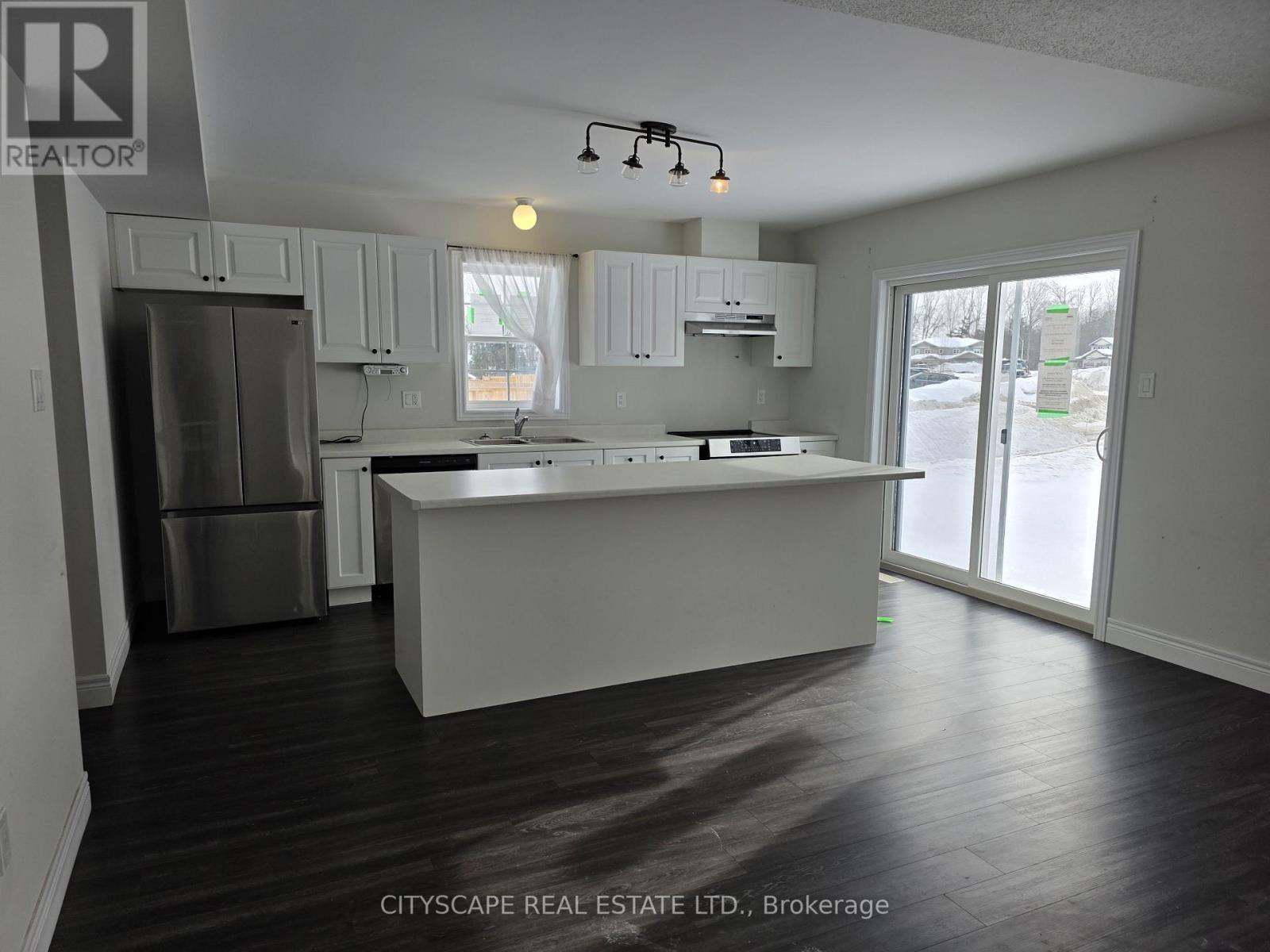 180 Wild Rose Drive, Gravenhurst (Muskoka (S)), Ontario  P1P 0B4 - Photo 8 - X12802418