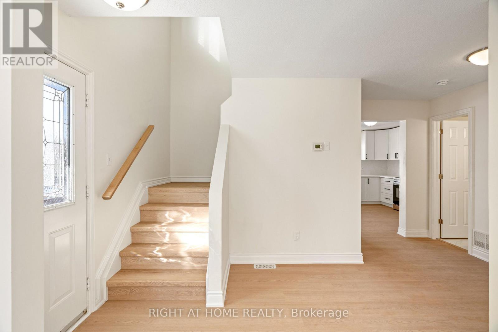 254 Maude Street, Mississippi Mills, Ontario  K0A 1A0 - Photo 3 - X12802428