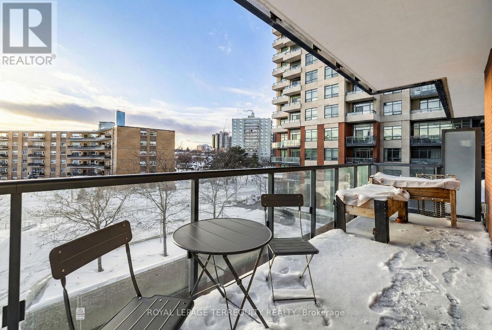 401 - 35 Fontenay Court, Toronto, Ontario  M9A 0E2 - Photo 15 - W12801472