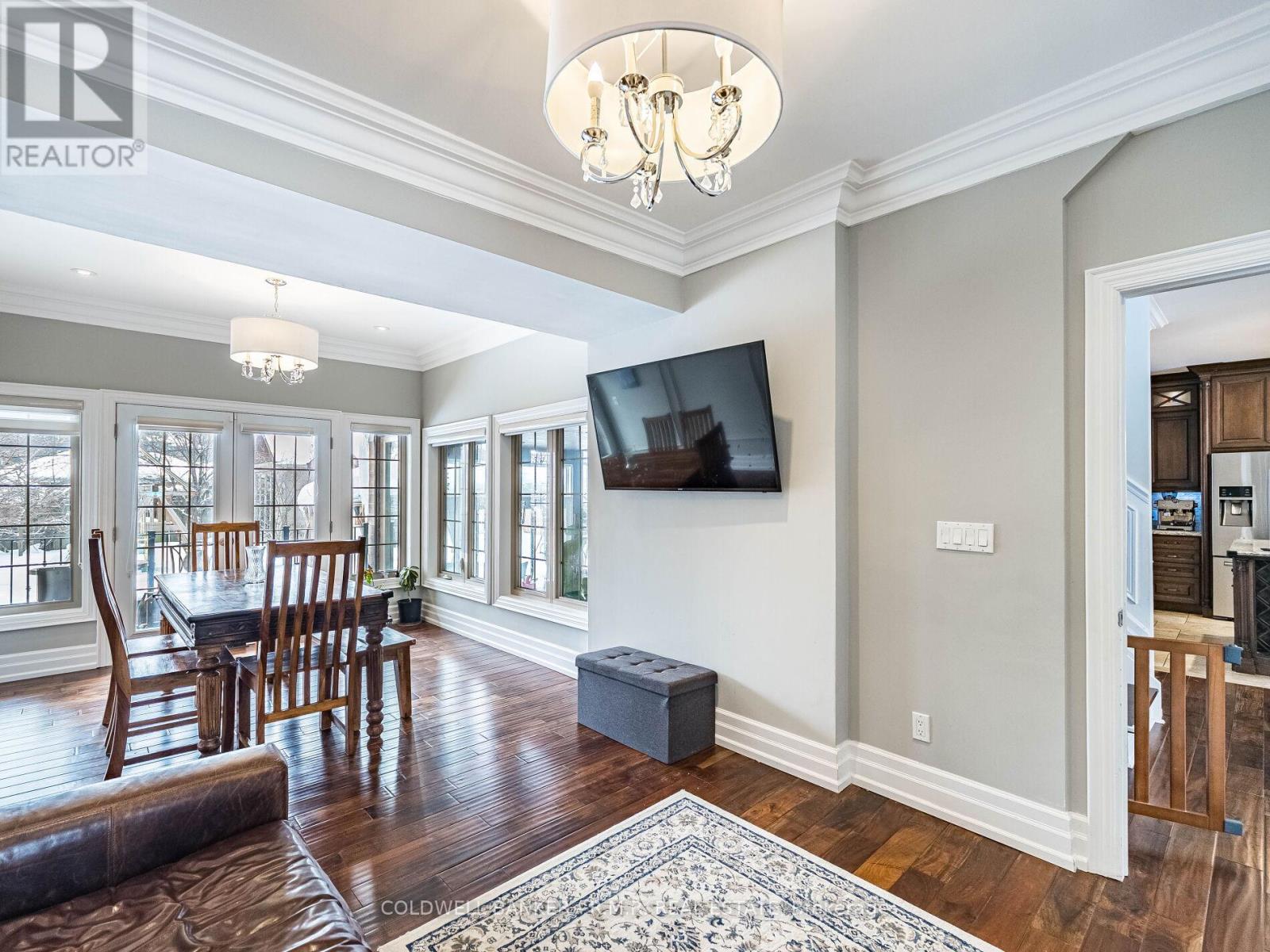 17 Lockheed Boulevard, Toronto, Ontario  M9P 2H5 - Photo 19 - W12802644