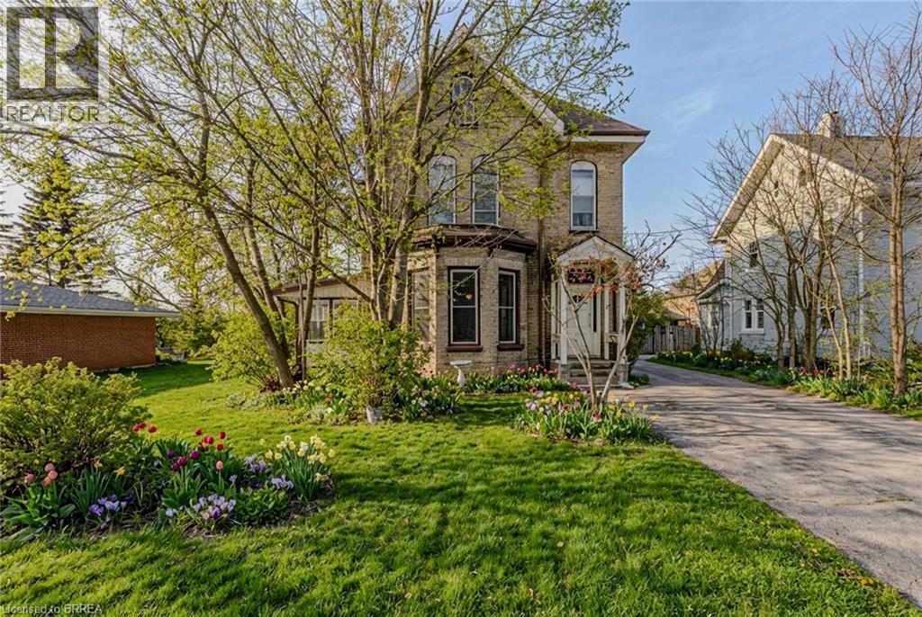 17 Hawarden Avenue, Brantford, Ontario  N3T 4H2 - Photo 2 - 40793940