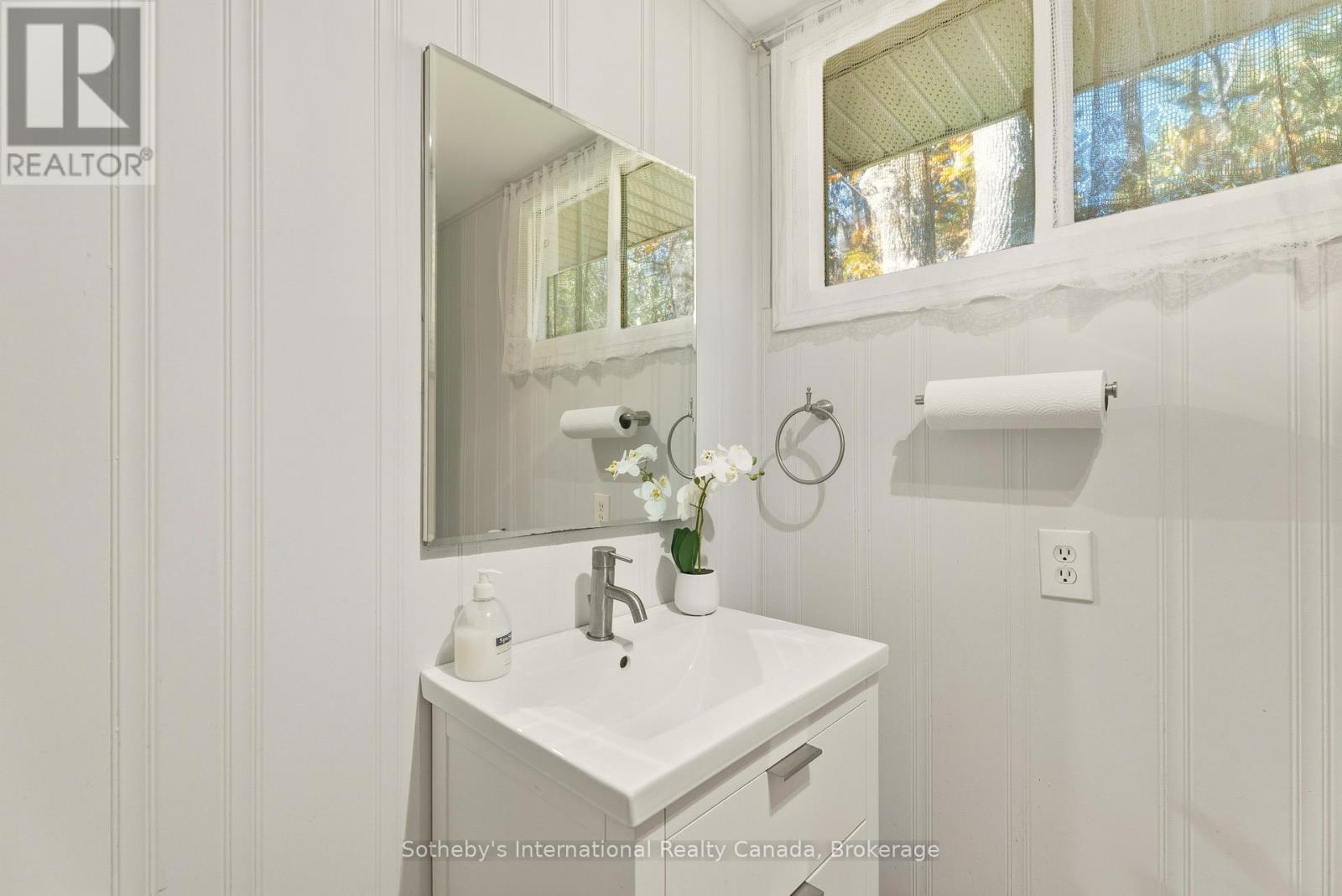 1161 North Kahshe Lake Road, Gravenhurst, Ontario  P0E 1G0 - Photo 30 - X12802498