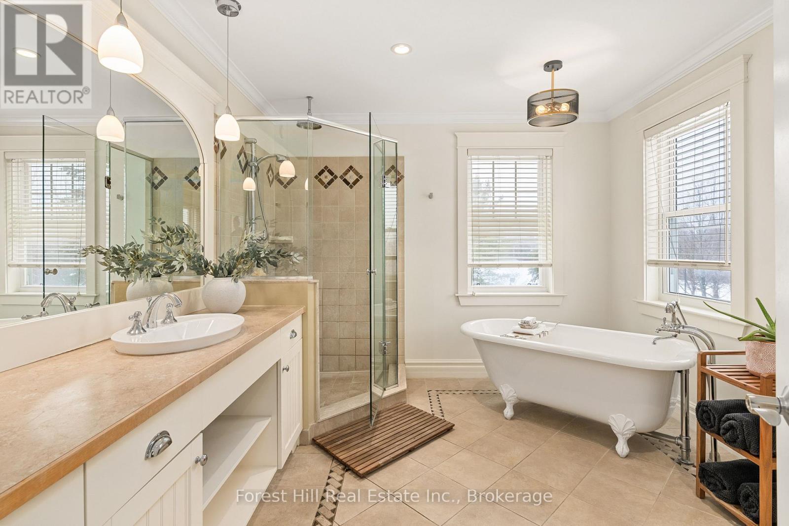 156 Snowbridge Way, Blue Mountains, Ontario  L9Y 0V1 - Photo 22 - X12802510