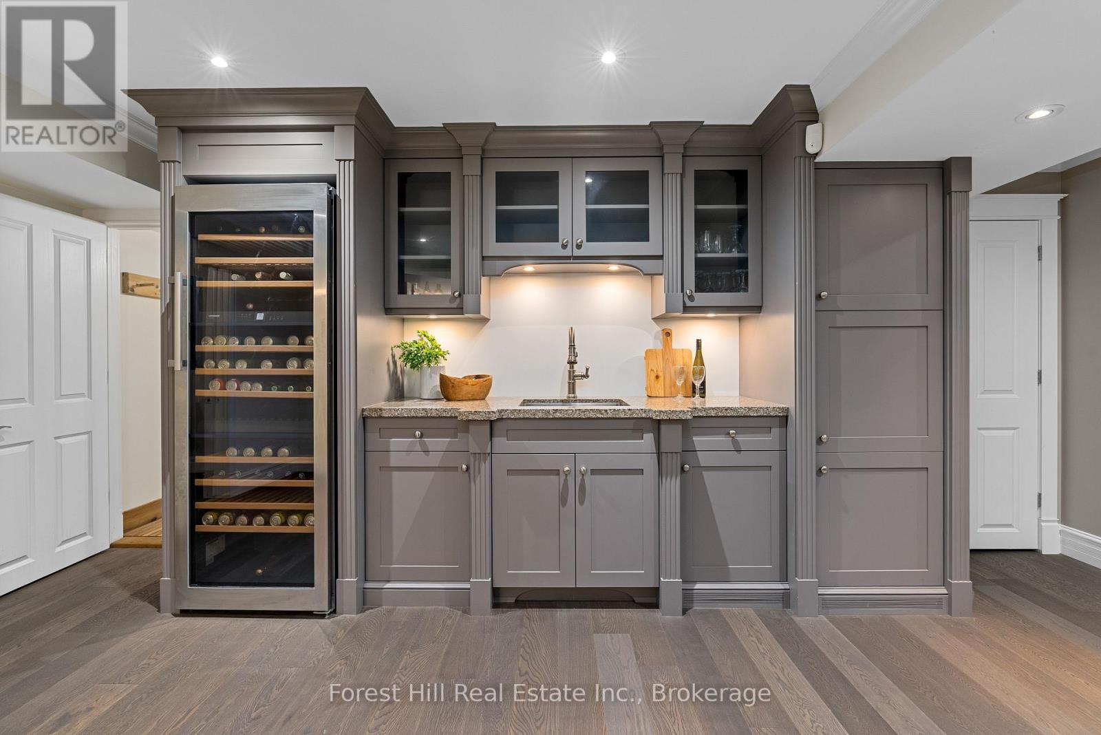 156 Snowbridge Way, Blue Mountains, Ontario  L9Y 0V1 - Photo 34 - X12802510