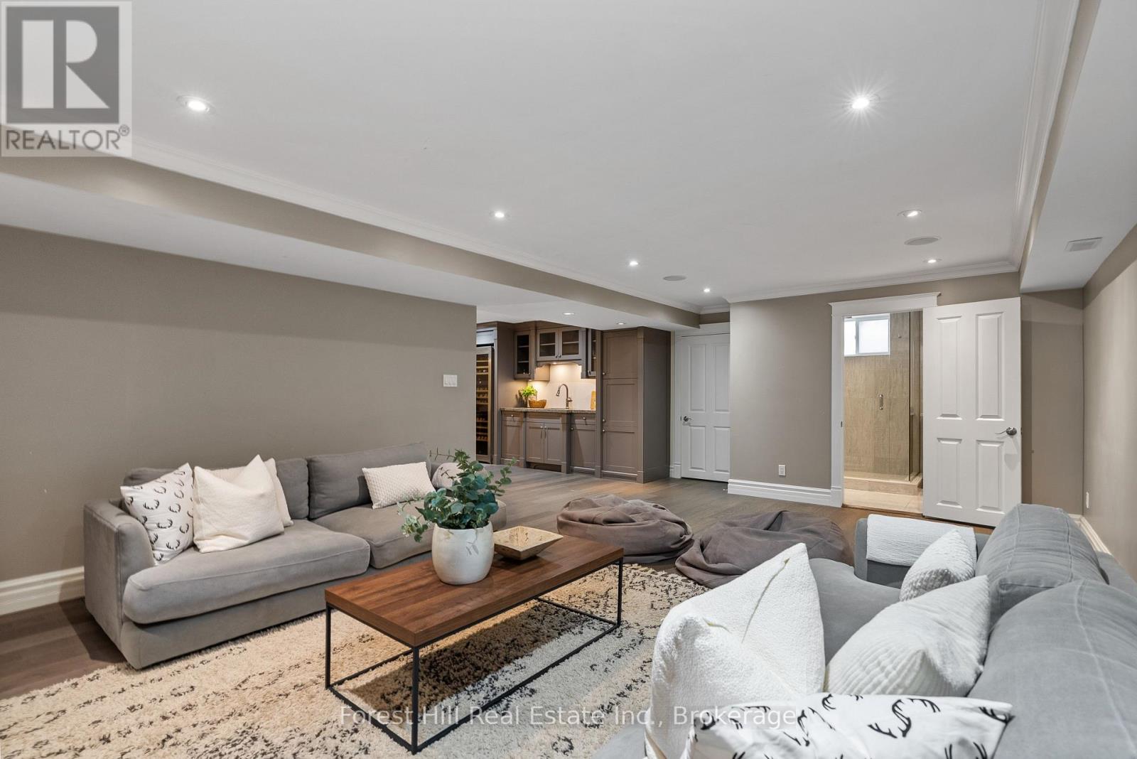 156 Snowbridge Way, Blue Mountains, Ontario  L9Y 0V1 - Photo 36 - X12802510