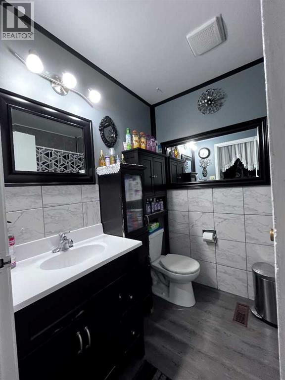 2416 23 Street N, Lethbridge, Alberta  T1H 4R7 - Photo 10 - A2286911