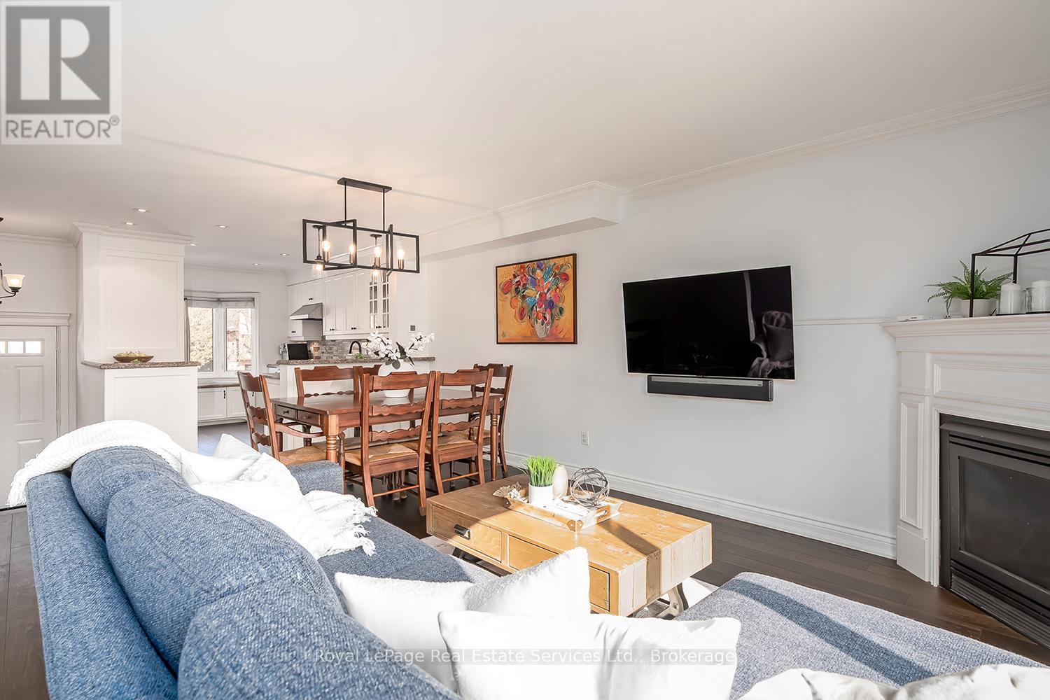 10 Normandy Place, Oakville, Ontario  L6K 1S1 - Photo 13 - W12802556