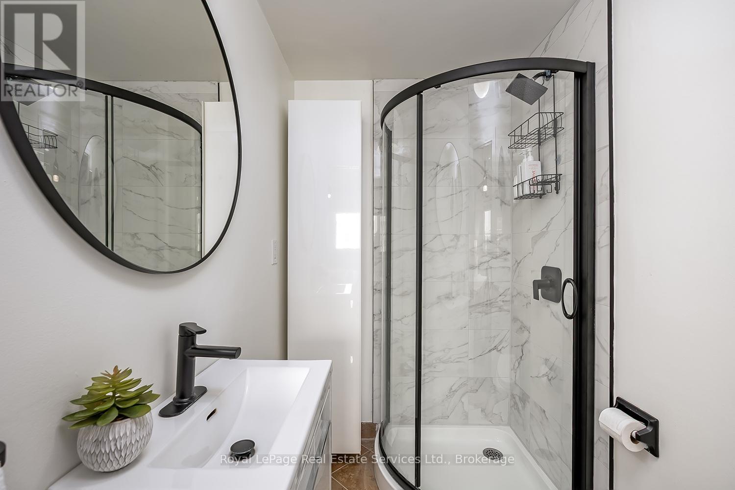 10 Normandy Place, Oakville, Ontario  L6K 1S1 - Photo 23 - W12802556